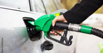 carburant voiture Villa Automobiles