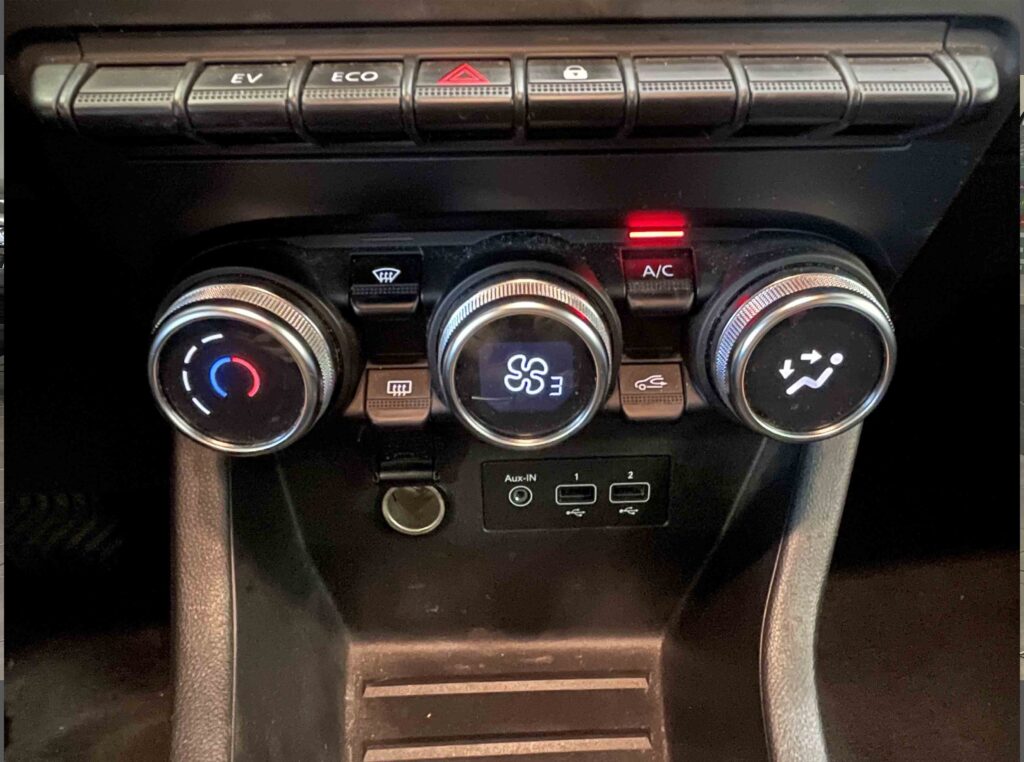 2022 RENAULT CLIO V plein