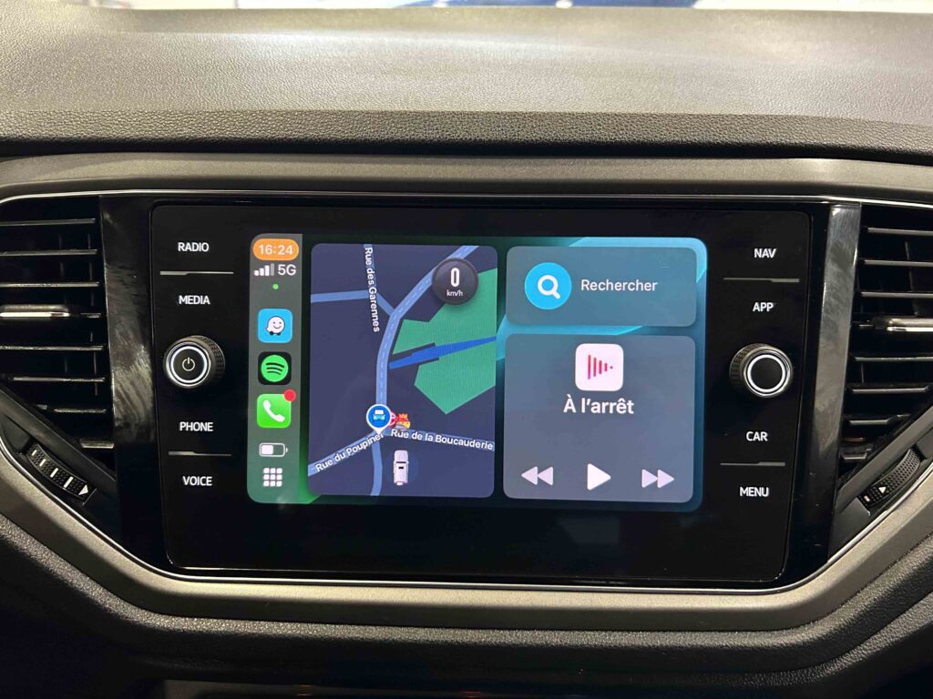 2022 VOLKSWAGEN T-ROC plein