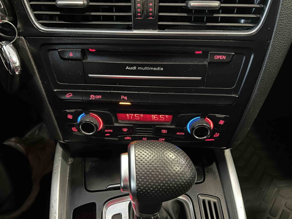 2012 AUDI Q5 plein