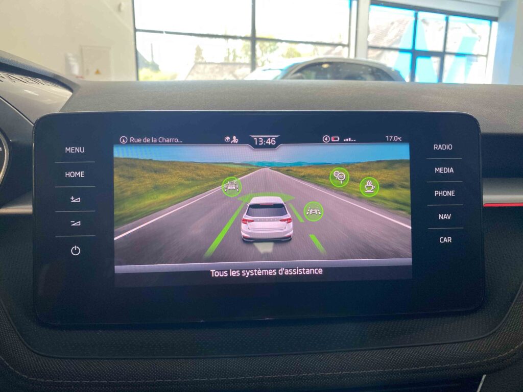 2022 SKODA FABIA plein