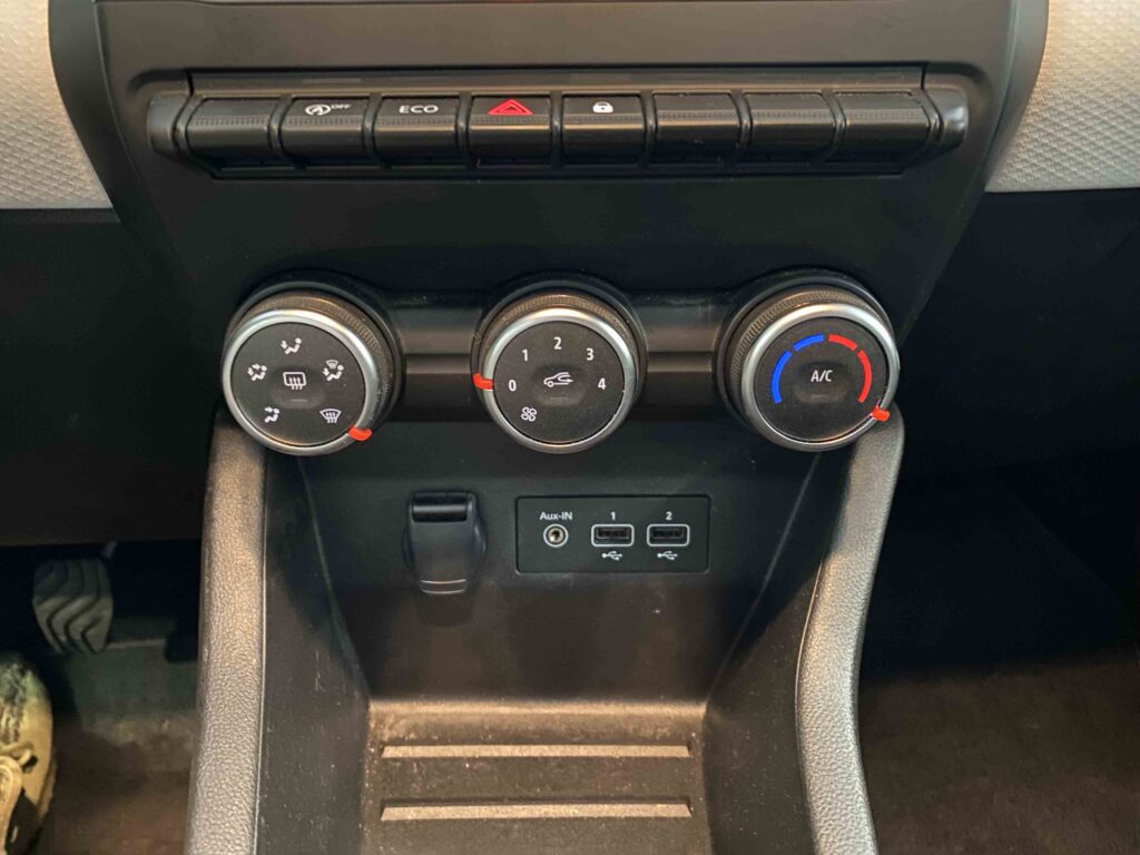 2022 RENAULT CLIO V plein