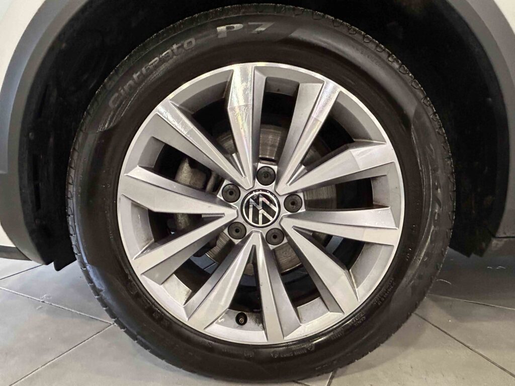 2022 VOLKSWAGEN T-ROC plein
