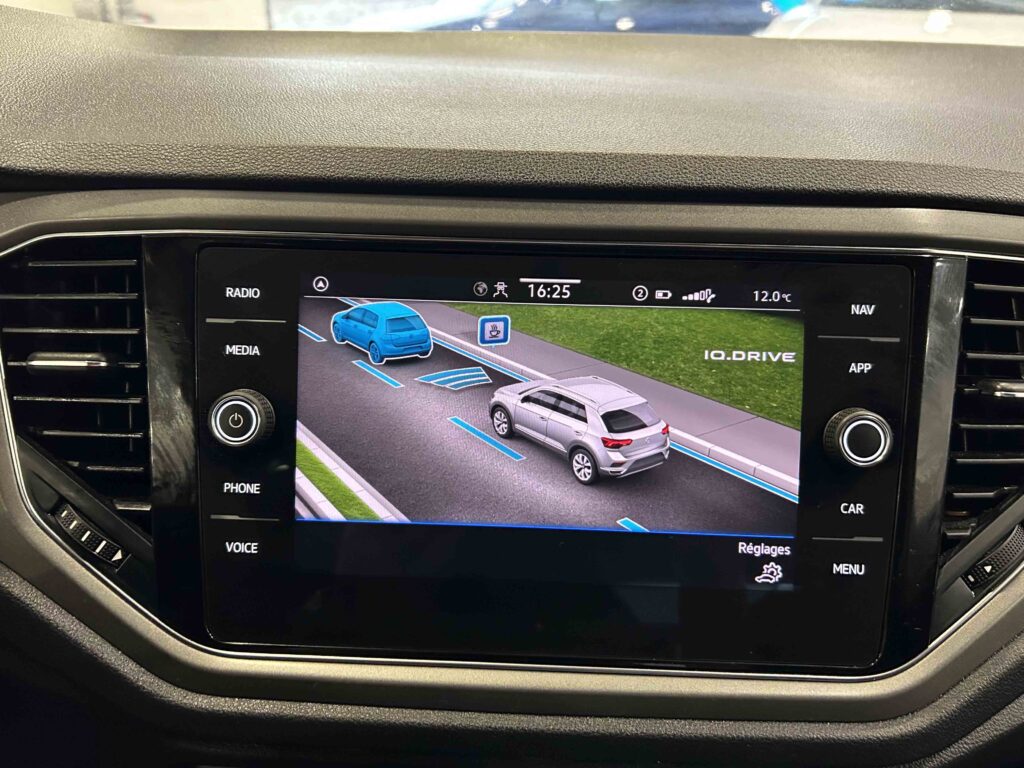 2022 VOLKSWAGEN T-ROC plein