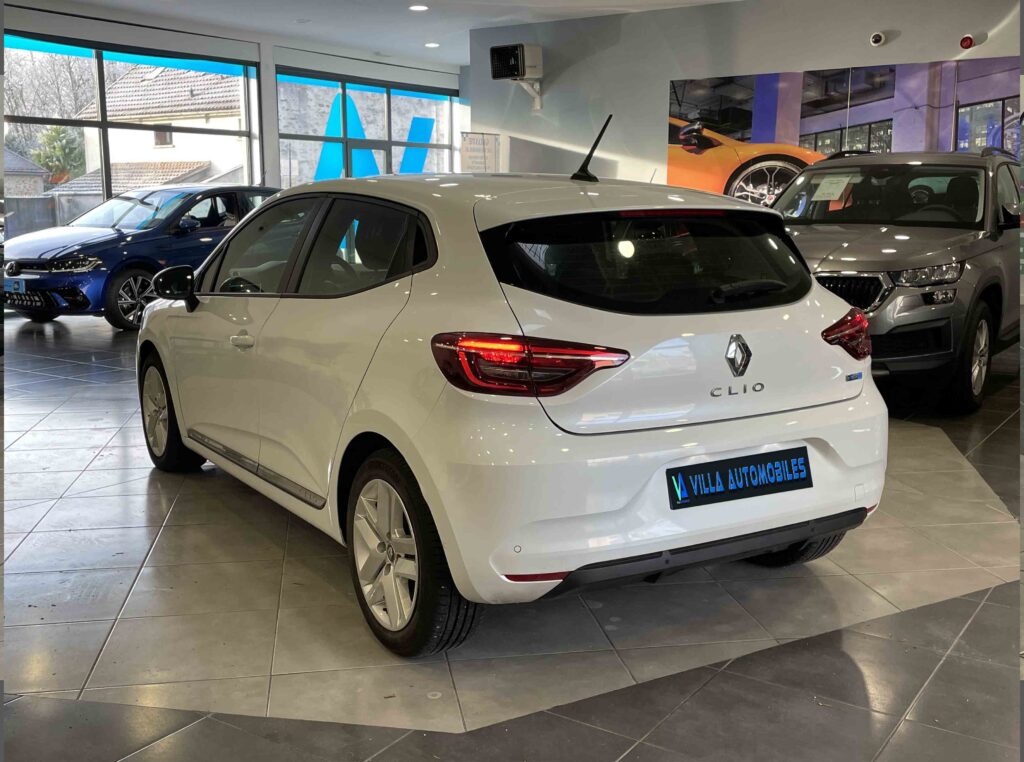 2022 RENAULT CLIO V plein