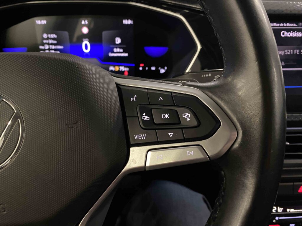 2023 VOLKSWAGEN T-CROSS plein