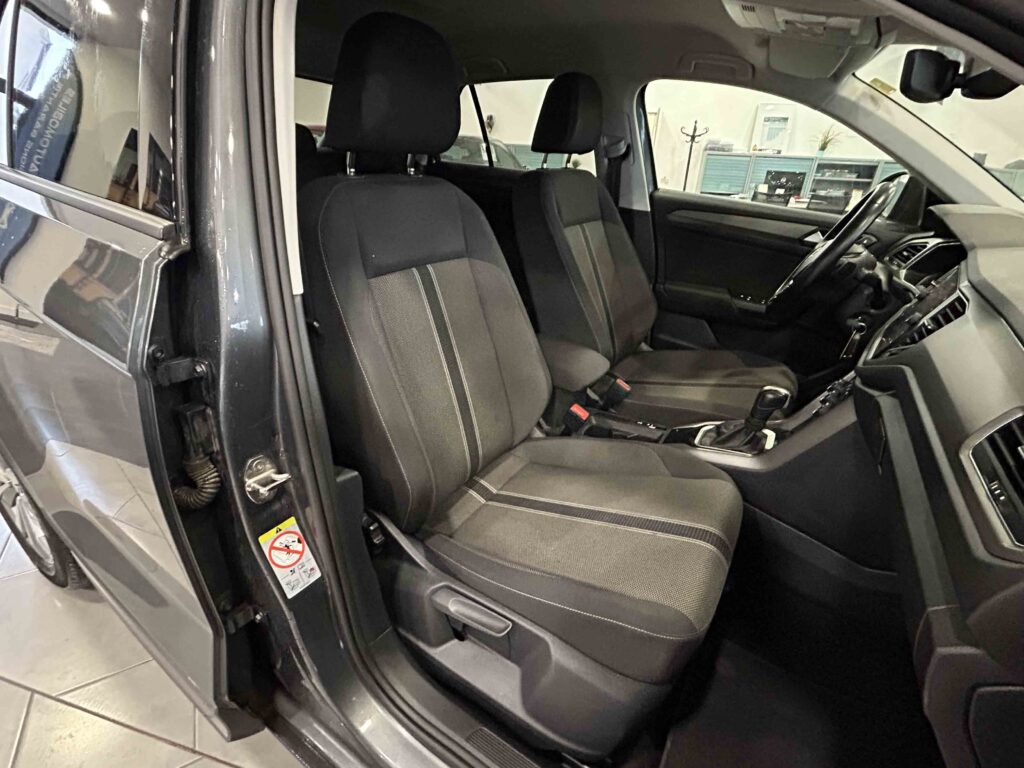 2022 VOLKSWAGEN T-ROC plein