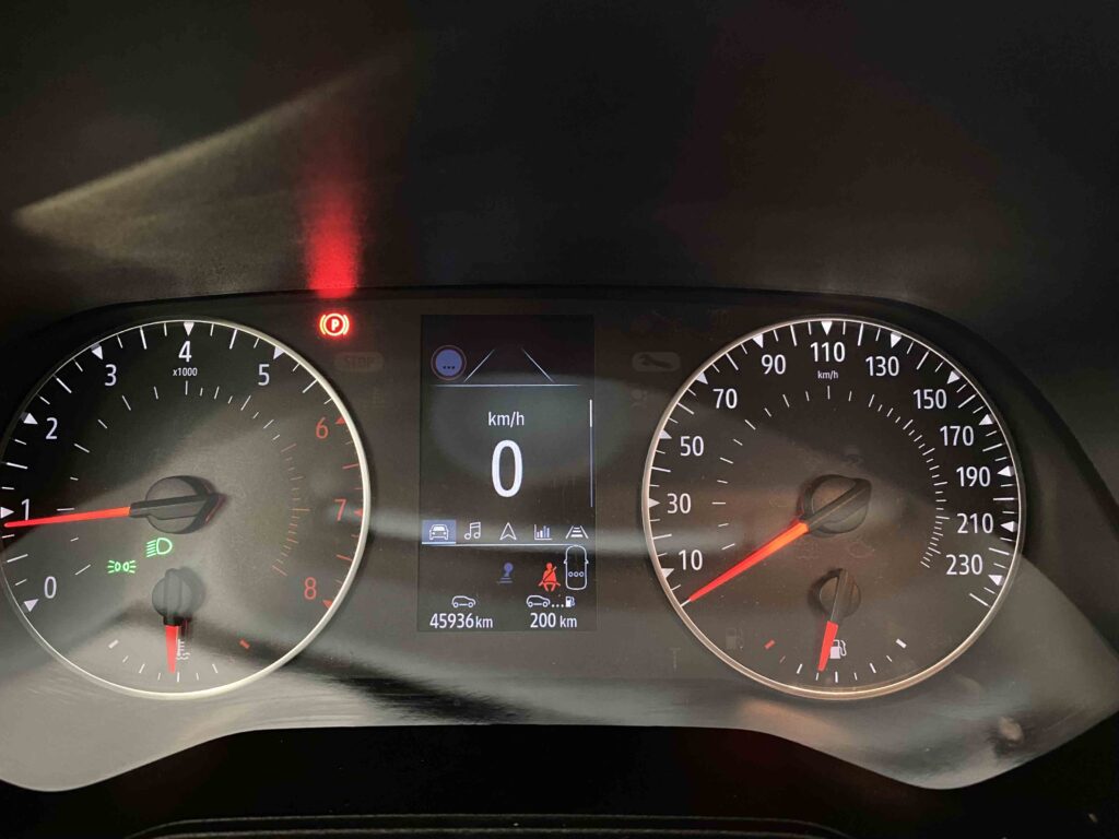 2022 RENAULT CLIO V plein
