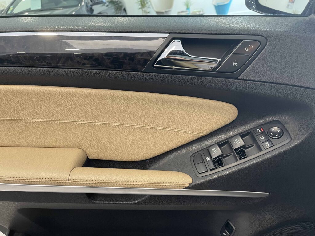 2008 MERCEDES CLASSE M plein