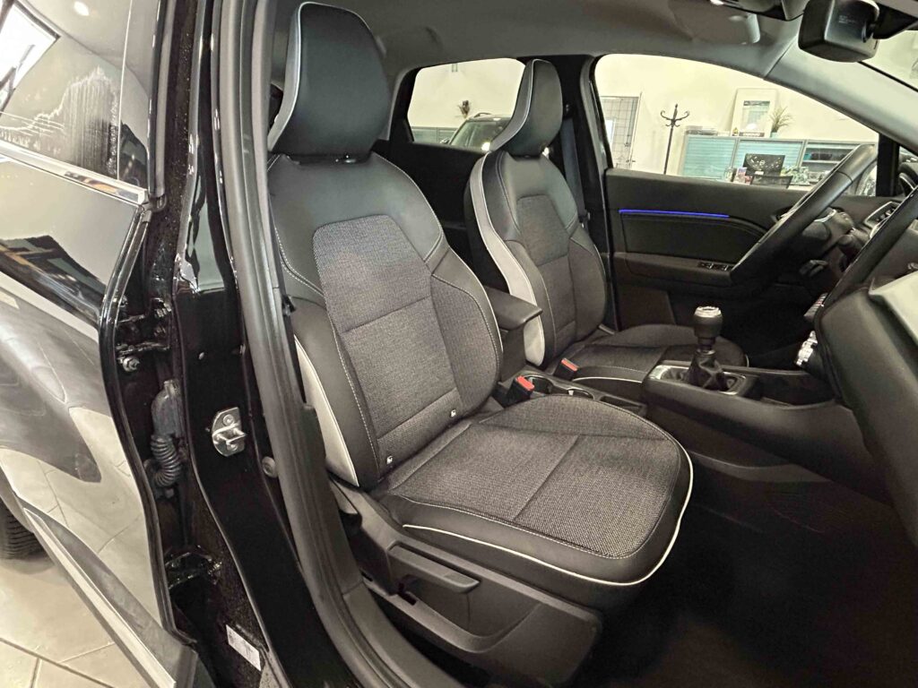 2024 RENAULT CAPTUR plein
