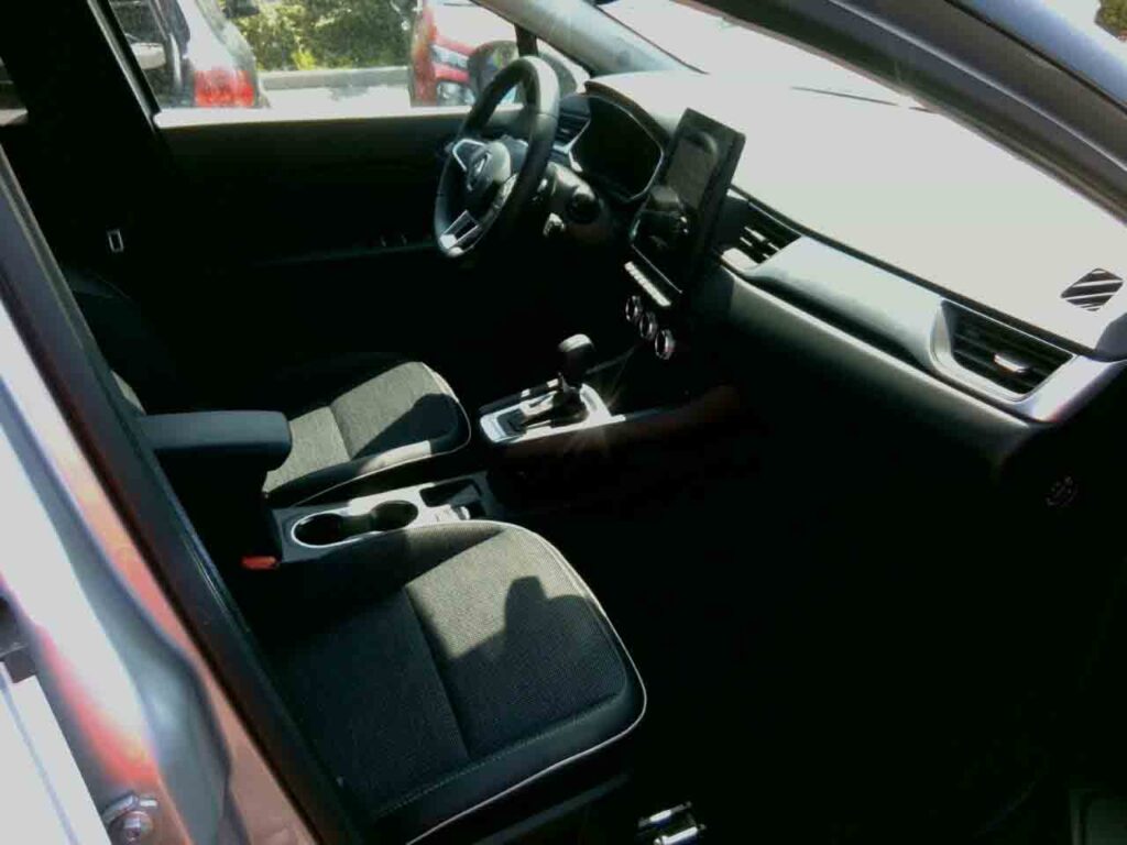 2024 RENAULT CAPTUR plein