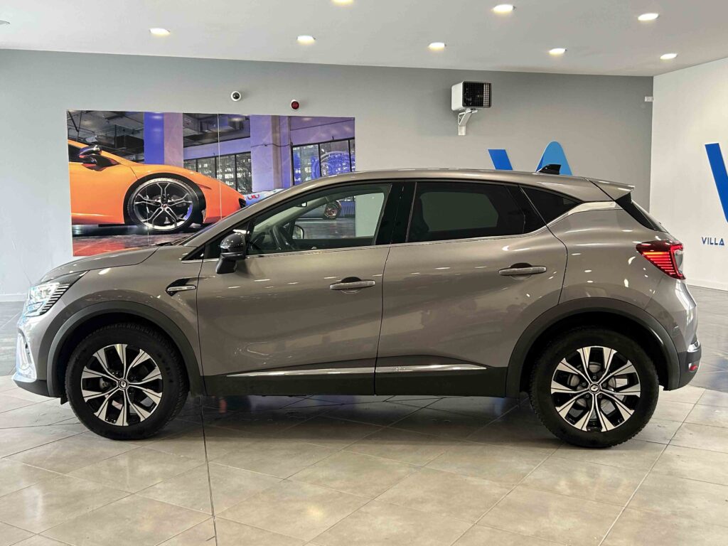 2024 RENAULT CAPTUR plein