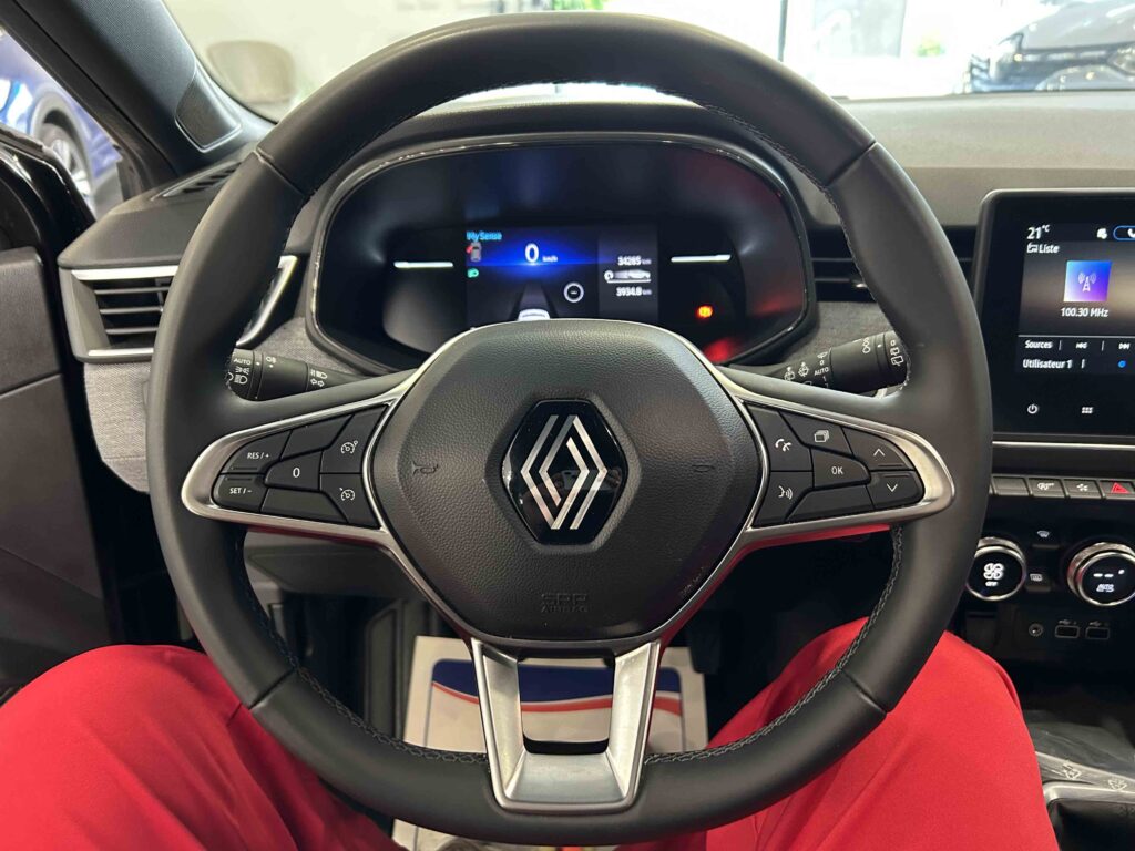 2024 RENAULT CLIO V plein