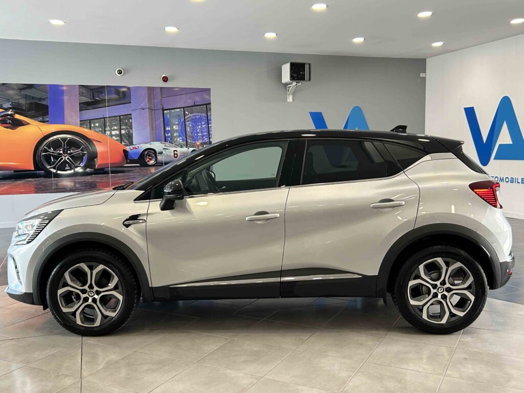 2024 RENAULT CAPTUR plein