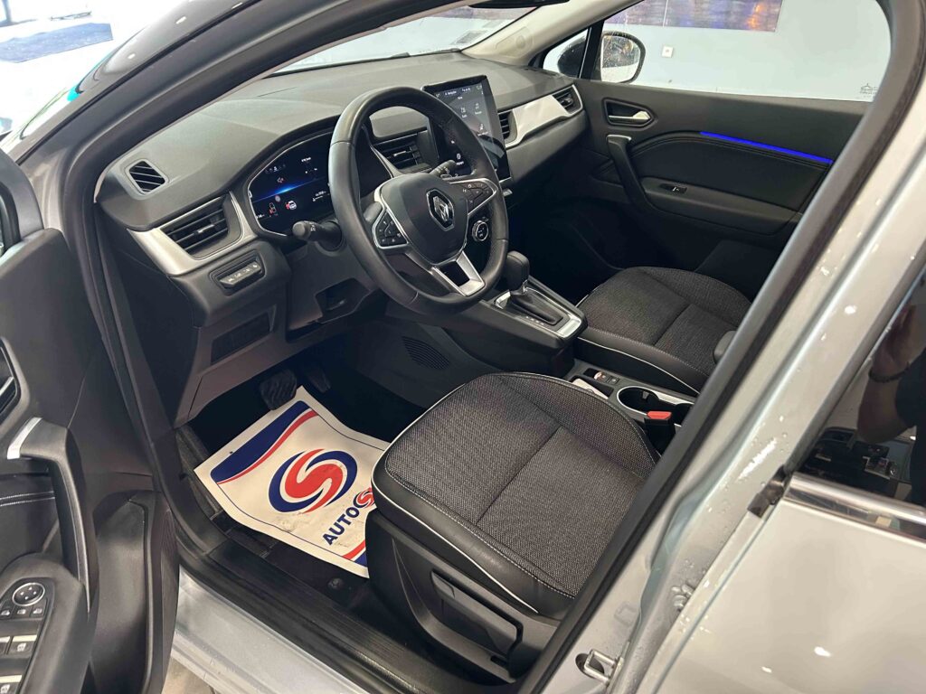 2024 RENAULT CAPTUR plein