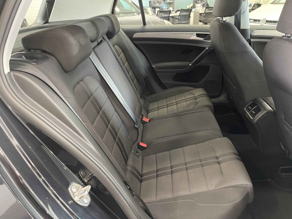 2016 VOLKSWAGEN GOLF BUSINESS plein