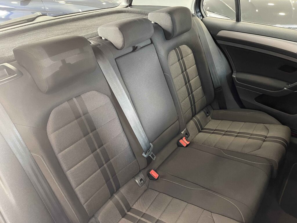 2016 VOLKSWAGEN GOLF BUSINESS plein