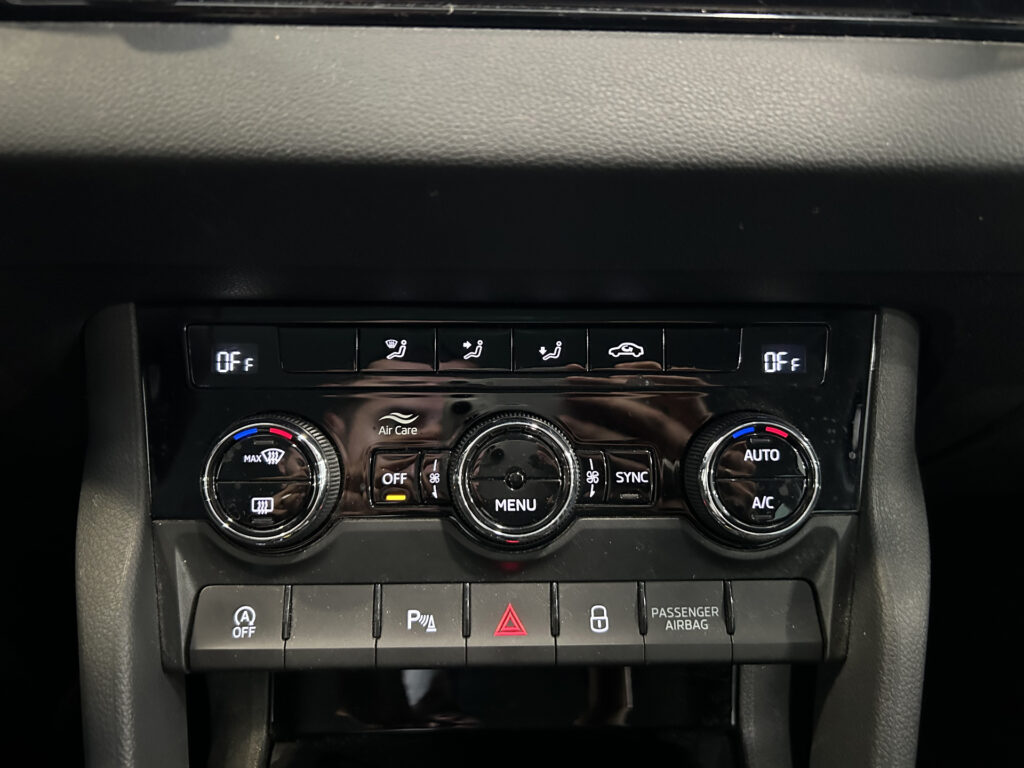 2023 SKODA KAROQ plein