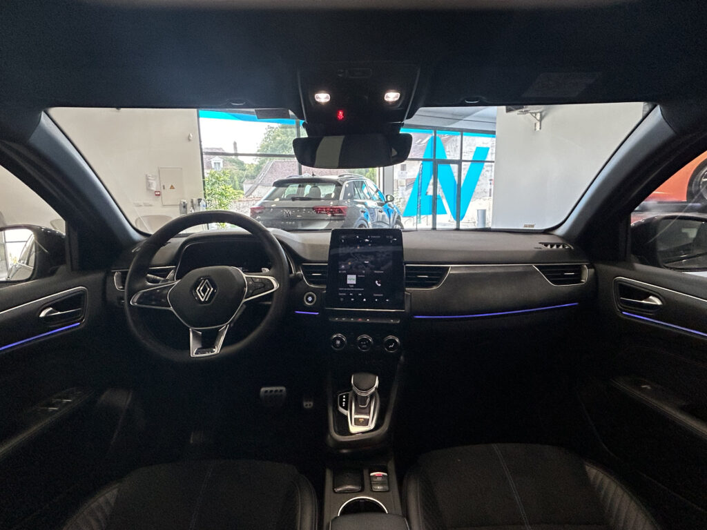 2024 RENAULT ARKANA plein