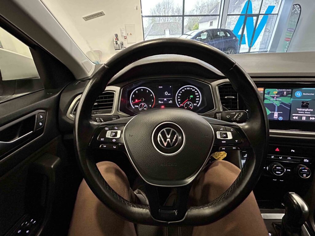 2022 VOLKSWAGEN T-ROC plein