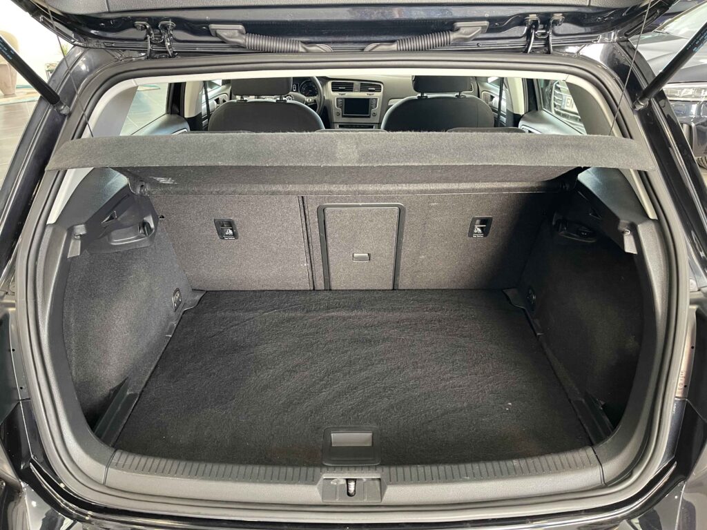 2016 VOLKSWAGEN GOLF BUSINESS plein