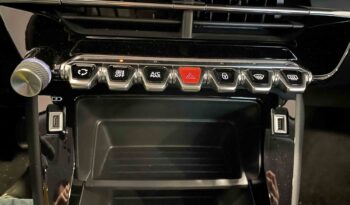 2021 PEUGEOT 2008 plein