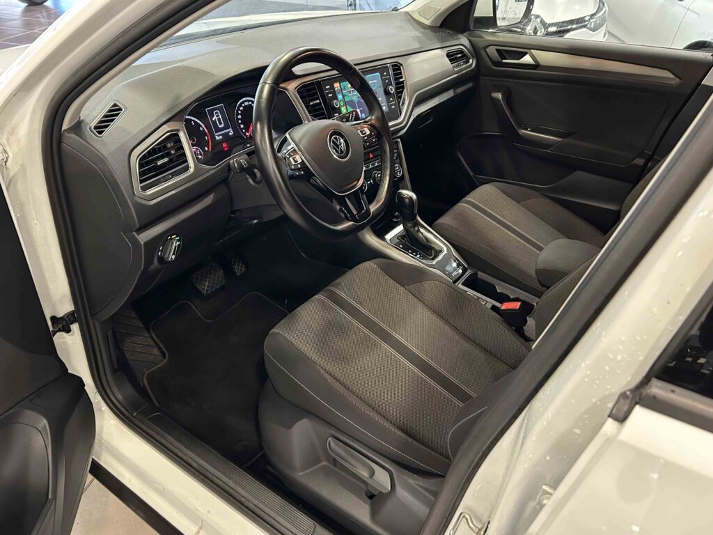 2022 VOLKSWAGEN T-ROC plein