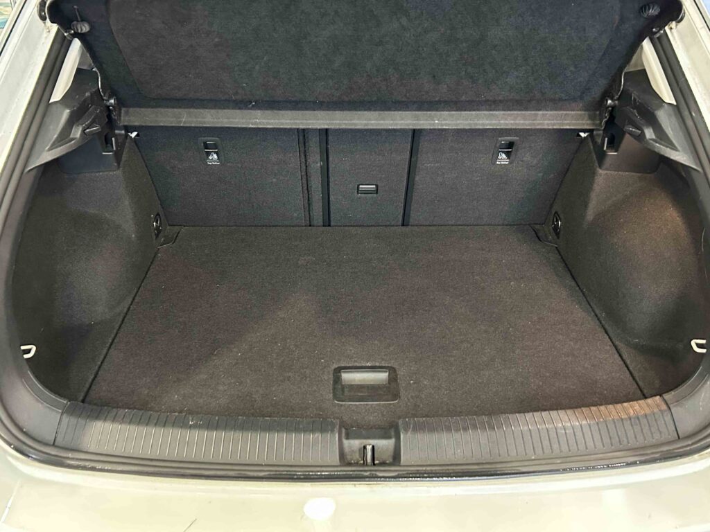 2022 VOLKSWAGEN T-ROC plein