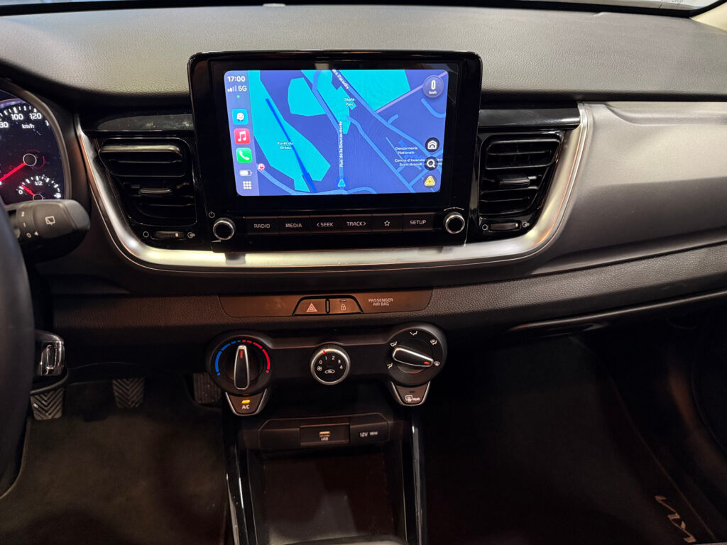 2024 KIA STONIC plein