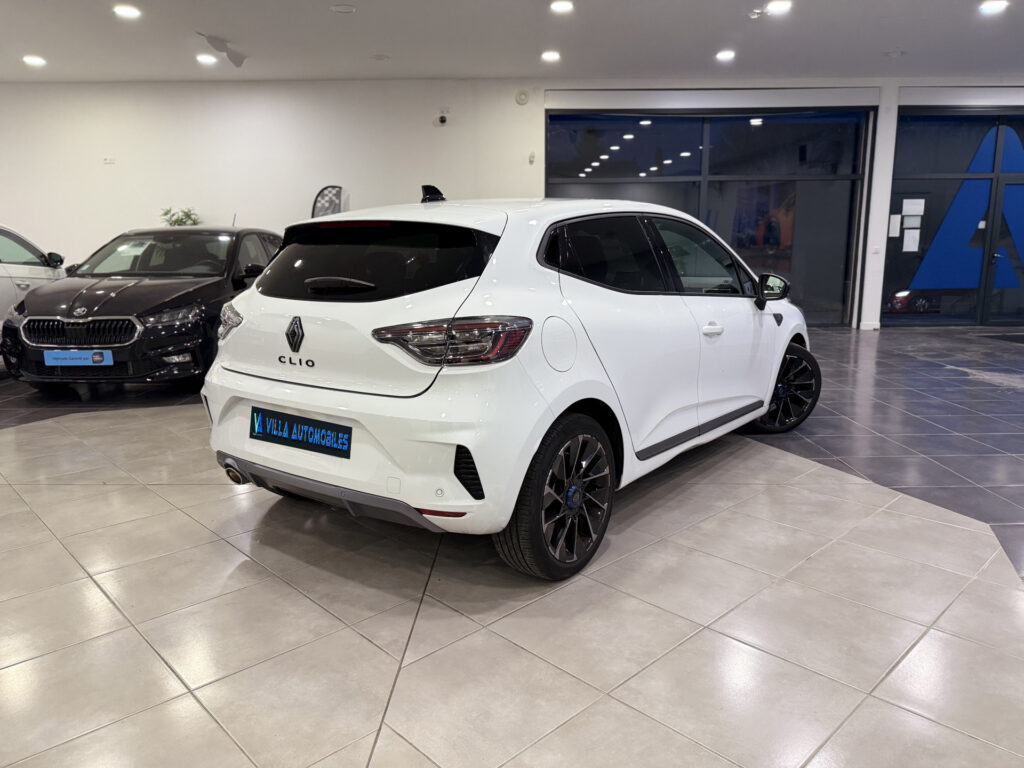 2024 RENAULT CLIO V plein